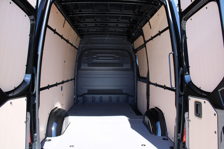 Mercedes-Benz Sprinter 317CDI L2H2 Select - LED - Mbux 10 - 3.5t Trekhaak - Geveerde Stoel - Betimmering - Camera - Carplay - Blind spot - Cruise - Rij