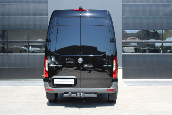 Mercedes-Benz Sprinter 317CDI L2H2 Select - LED - Mbux 10 - 3.5t Trekhaak - Geveerde Stoel - Betimmering - Camera - Carplay - Blind spot - Cruise - Rij