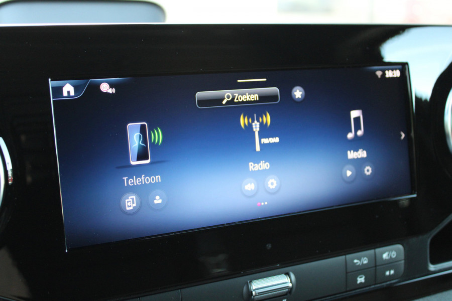 Mercedes-Benz Sprinter 317CDI L2H2 Select - LED - Mbux 10 - 3.5t Trekhaak - Geveerde Stoel - Betimmering - Camera - Carplay - Blind spot - Cruise - Rij