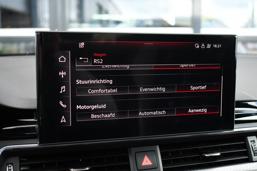 Audi RS4 Avant 2.9 TFSI quattro Pano Optic-black Massage Sfeer Camera
