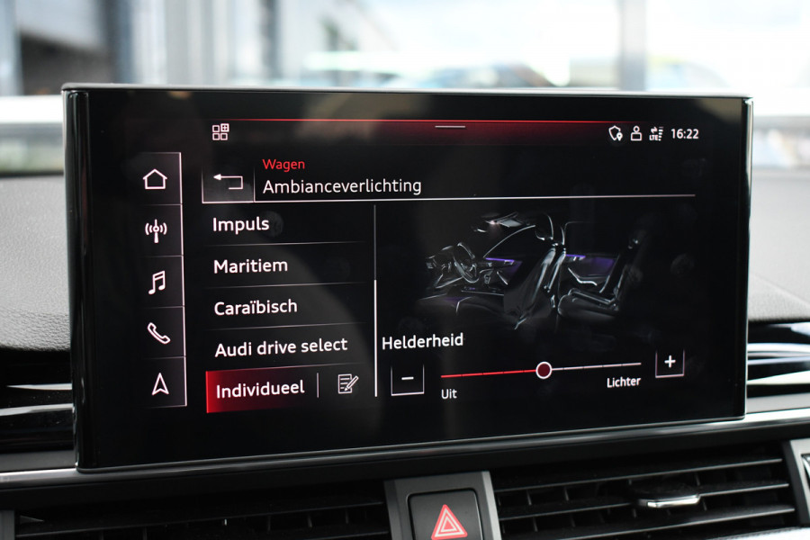 Audi RS4 Avant 2.9 TFSI quattro Pano Optic-black Massage Sfeer Camera