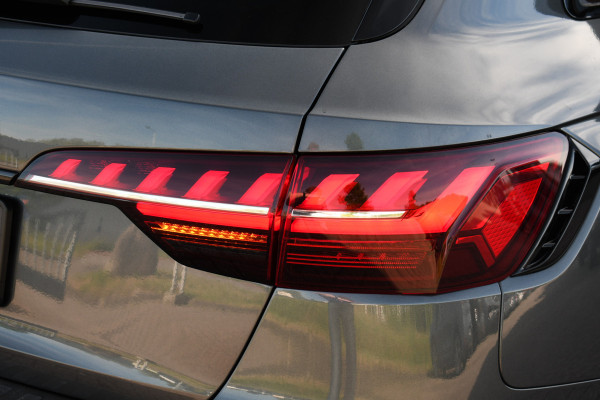Audi RS4 Avant 2.9 TFSI quattro Pano Optic-black Massage Sfeer Camera