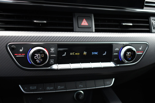 Audi RS4 Avant 2.9 TFSI quattro Pano Optic-black Massage Sfeer Camera