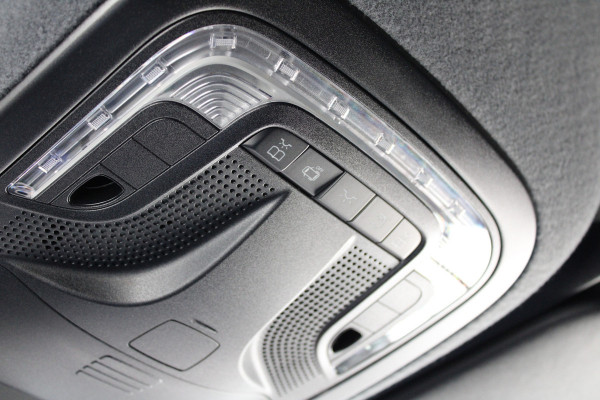Mercedes-Benz Sprinter 317CDI L2H2 Select - LED - Mbux 10 - 3.5t Trekhaak - Geveerde Stoel - Betimmering - Camera - Carplay - Blind spot - Cruise - Rij