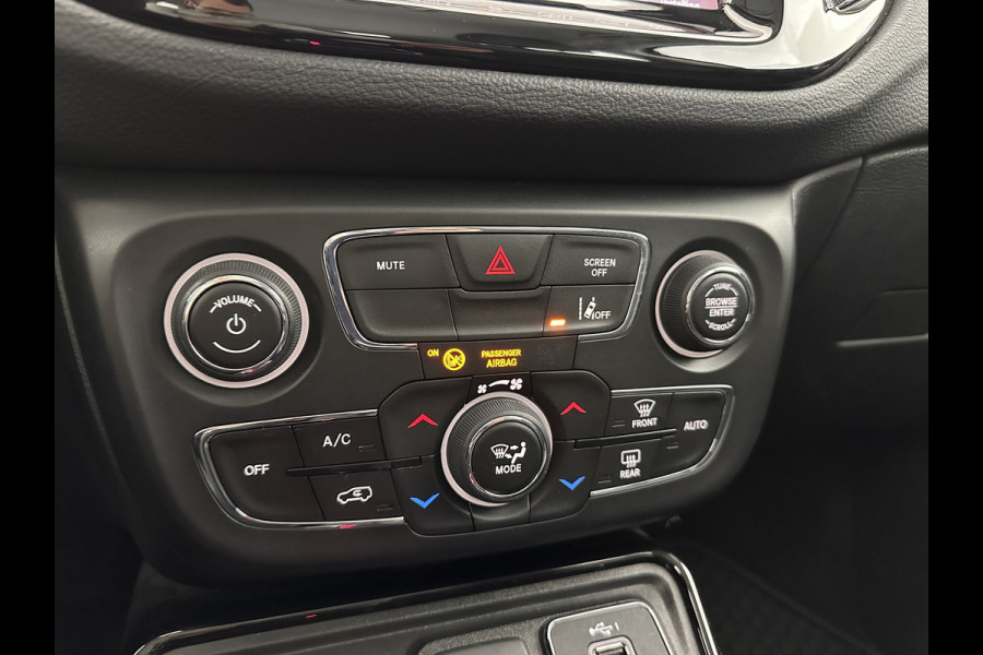 Jeep Compass 1.3T Night-Eagle Aut. *LEATHER-MICROFIBRE | NAVI-FULLMAP | KEYLESS | CAMERA | HEATED-SEATS | COMFORT-SEATS | DAB+ | ECC | LANE-ASSIST | PDC | CRUISE | 19''ALU*