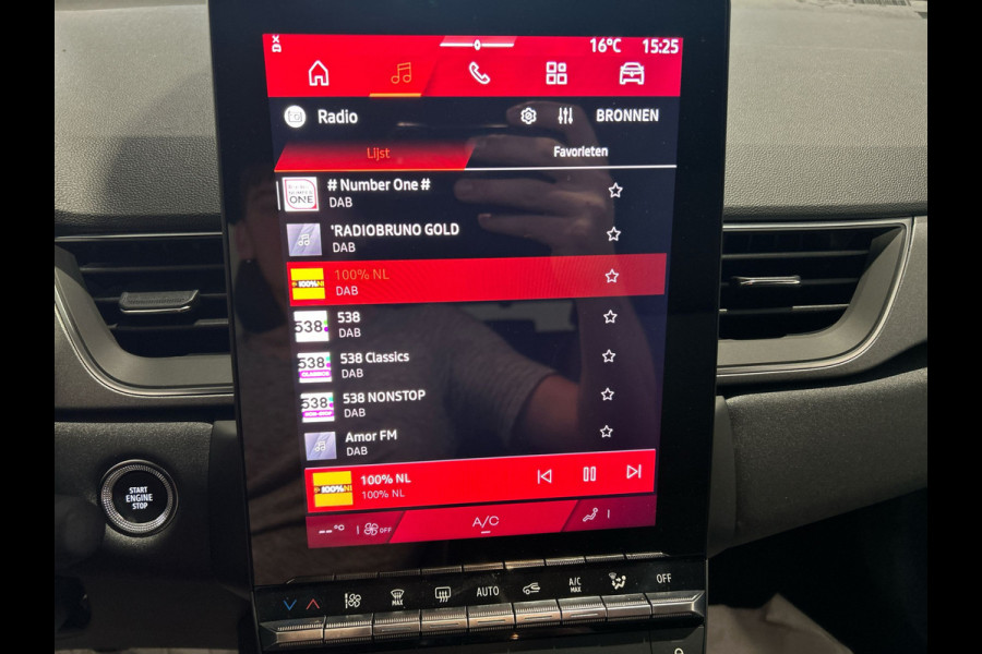 Renault Symbioz 1.6 E-Tech full hybrid 145 techno | Panoramadak | LED lampen | Adaptive cruise control