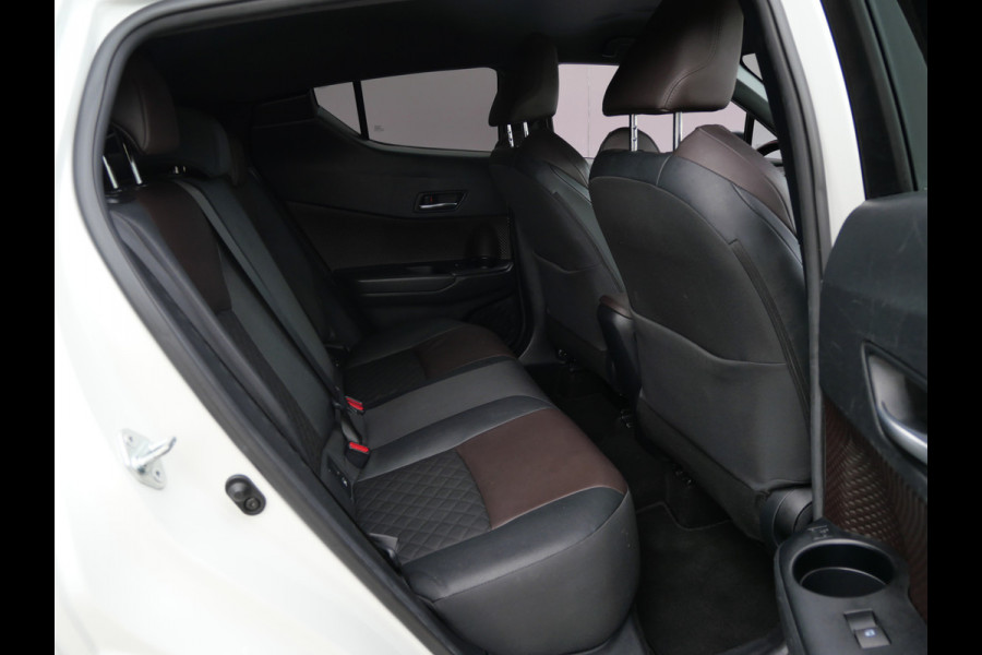 Toyota C-HR 1.2 EXECUTIVE AUTOMAAT | NAVIGATIE | CAMERA | A.C.C. | NL-AUTO!!