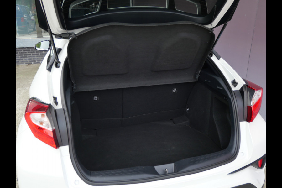 Toyota C-HR 1.2 EXECUTIVE AUTOMAAT | NAVIGATIE | CAMERA | A.C.C. | NL-AUTO!!