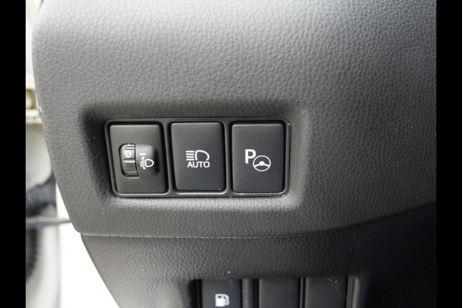 Toyota C-HR 1.2 EXECUTIVE AUTOMAAT | NAVIGATIE | CAMERA | A.C.C. | NL-AUTO!!