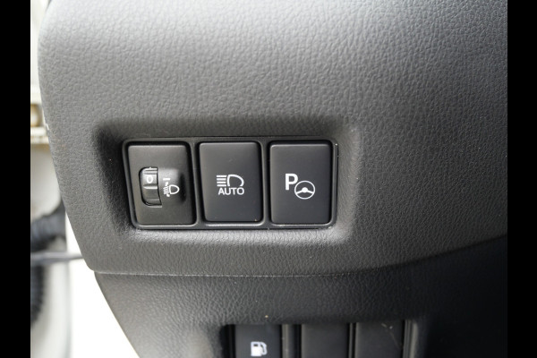 Toyota C-HR 1.2 EXECUTIVE AUTOMAAT | NAVIGATIE | CAMERA | A.C.C. | NL-AUTO!!