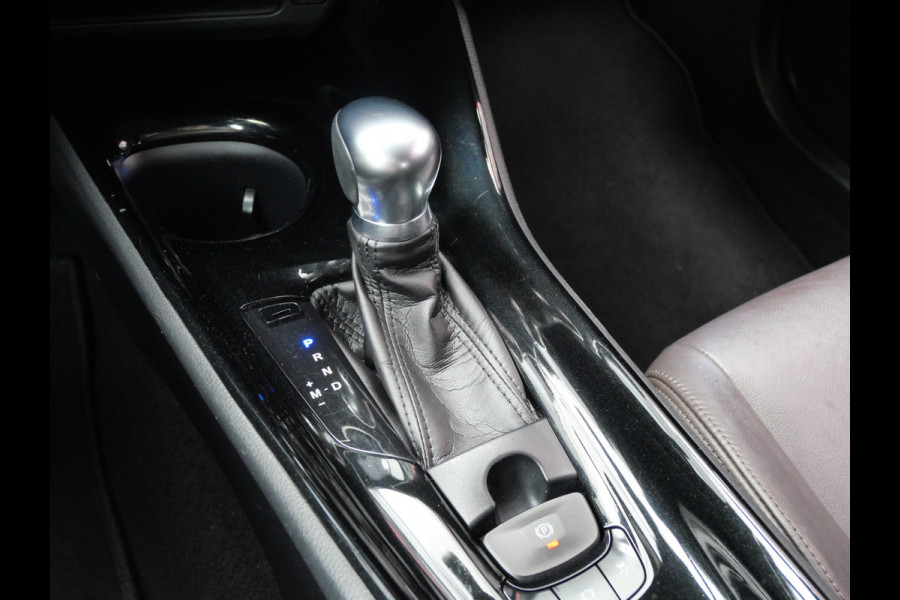 Toyota C-HR 1.2 EXECUTIVE AUTOMAAT | NAVIGATIE | CAMERA | A.C.C. | NL-AUTO!!