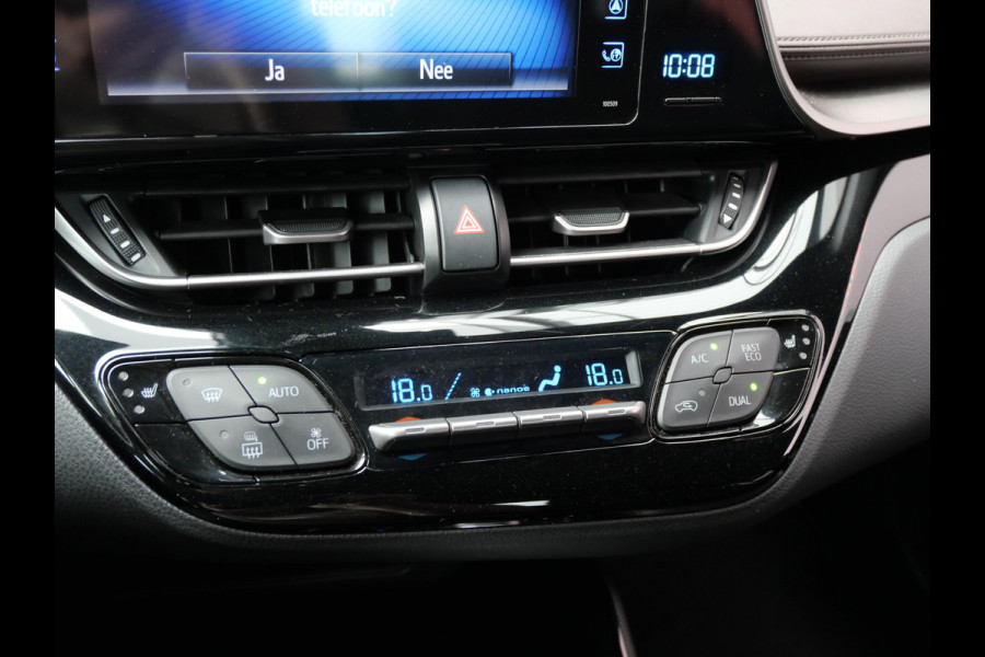 Toyota C-HR 1.2 EXECUTIVE AUTOMAAT | NAVIGATIE | CAMERA | A.C.C. | NL-AUTO!!
