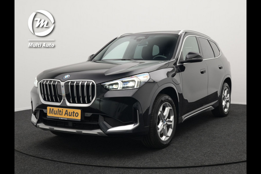 BMW X1 xDrive30e 326pk Plug In Hybrid PHEV | Trekhaak Af Fabriek | Panoramadak | Harman Kardon | Leder stoelen Verwarmd | Apple Carplay |