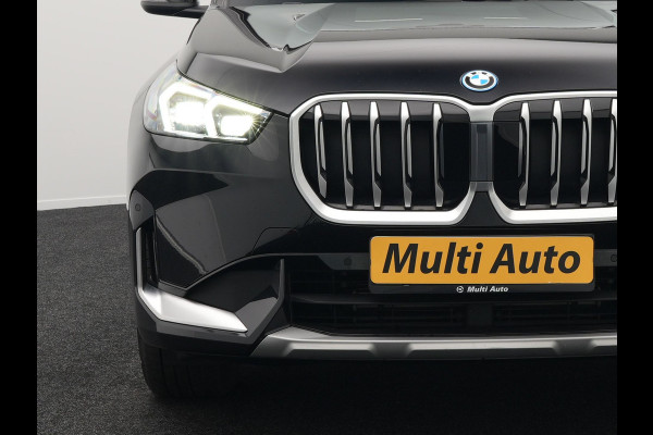 BMW X1 xDrive30e 326pk Plug In Hybrid PHEV | Trekhaak Af Fabriek | Panoramadak | Harman Kardon | Leder stoelen Verwarmd | Apple Carplay |