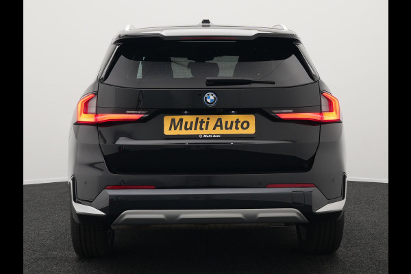 BMW X1 xDrive30e 326pk Plug In Hybrid PHEV | Trekhaak Af Fabriek | Panoramadak | Harman Kardon | Leder stoelen Verwarmd | Apple Carplay |