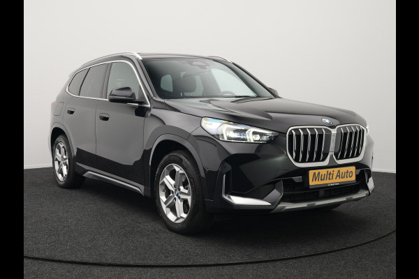 BMW X1 xDrive30e 326pk Plug In Hybrid PHEV | Trekhaak Af Fabriek | Panoramadak | Harman Kardon | Leder stoelen Verwarmd | Apple Carplay |