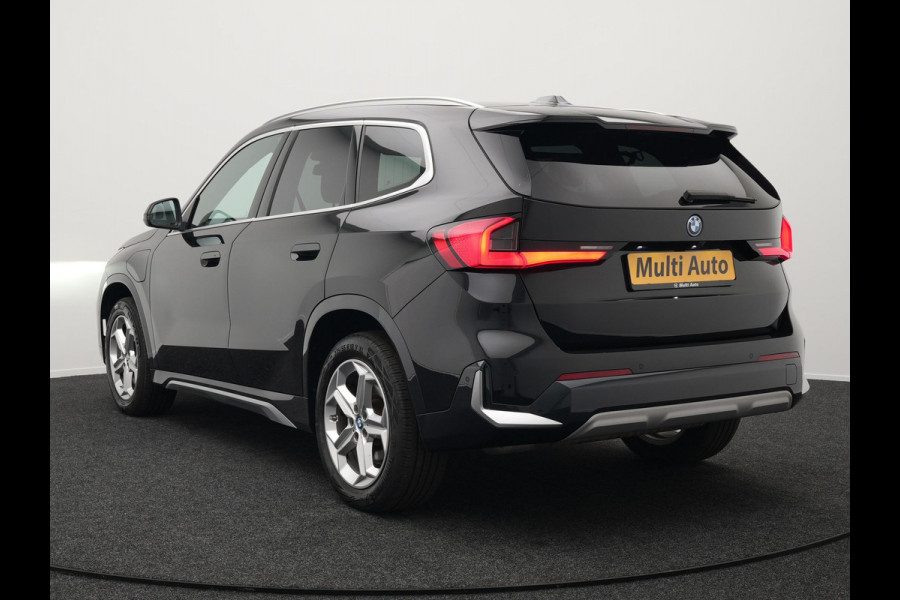BMW X1 xDrive30e 326pk Plug In Hybrid PHEV | Trekhaak Af Fabriek | Panoramadak | Harman Kardon | Leder stoelen Verwarmd | Apple Carplay |
