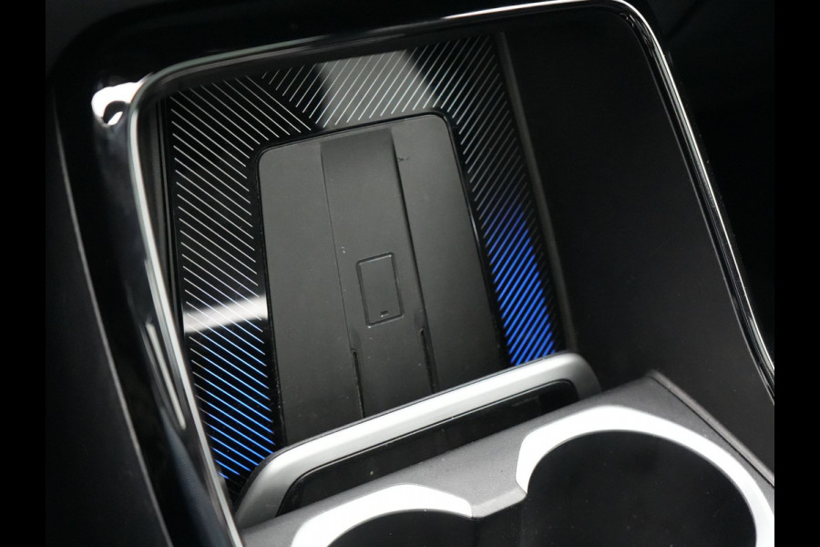 BMW X1 xDrive30e 326pk Plug In Hybrid PHEV | Trekhaak Af Fabriek | Panoramadak | Harman Kardon | Leder stoelen Verwarmd | Apple Carplay |