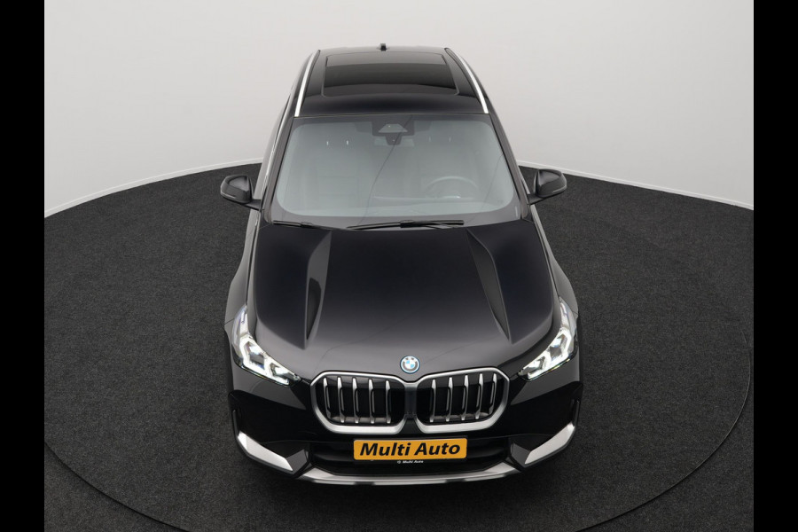 BMW X1 xDrive30e 326pk Plug In Hybrid PHEV | Trekhaak Af Fabriek | Panoramadak | Harman Kardon | Leder stoelen Verwarmd | Apple Carplay |