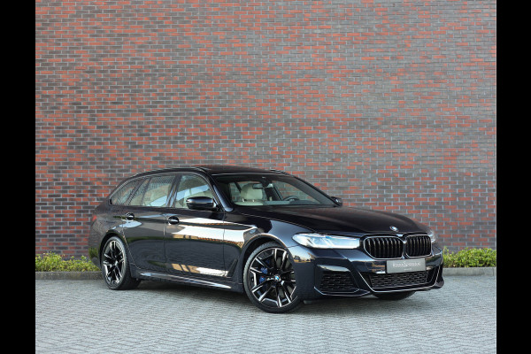 BMW 5 Serie Touring 540i xDrive *Msport*Laser*Pano*Ivory*