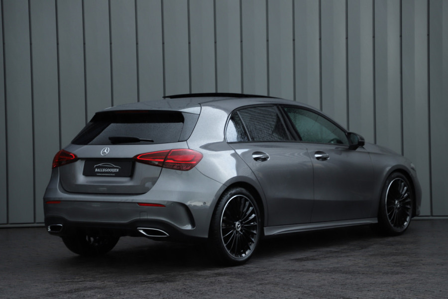 Mercedes-Benz A-Klasse 180 AMG Aut7 | Head-up | Keyles-go | Burmester | Pano | Sfeerverlichting | Multi-beam | 2023.