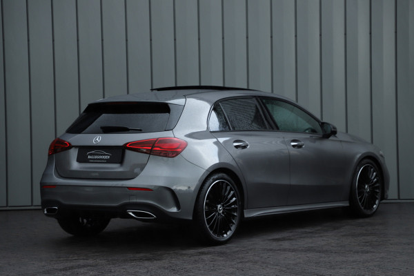 Mercedes-Benz A-Klasse 180 AMG Aut7 | Head-up | Keyles-go | Burmester | Pano | Sfeerverlichting | Multi-beam | 2023.