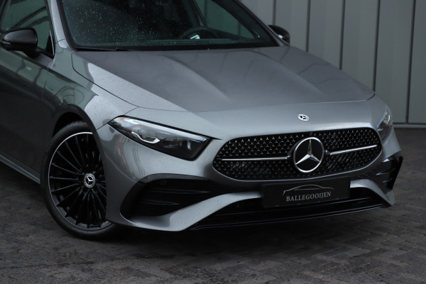 Mercedes-Benz A-Klasse 180 AMG Aut7 | Head-up | Keyles-go | Burmester | Pano | Sfeerverlichting | Multi-beam | 2023.