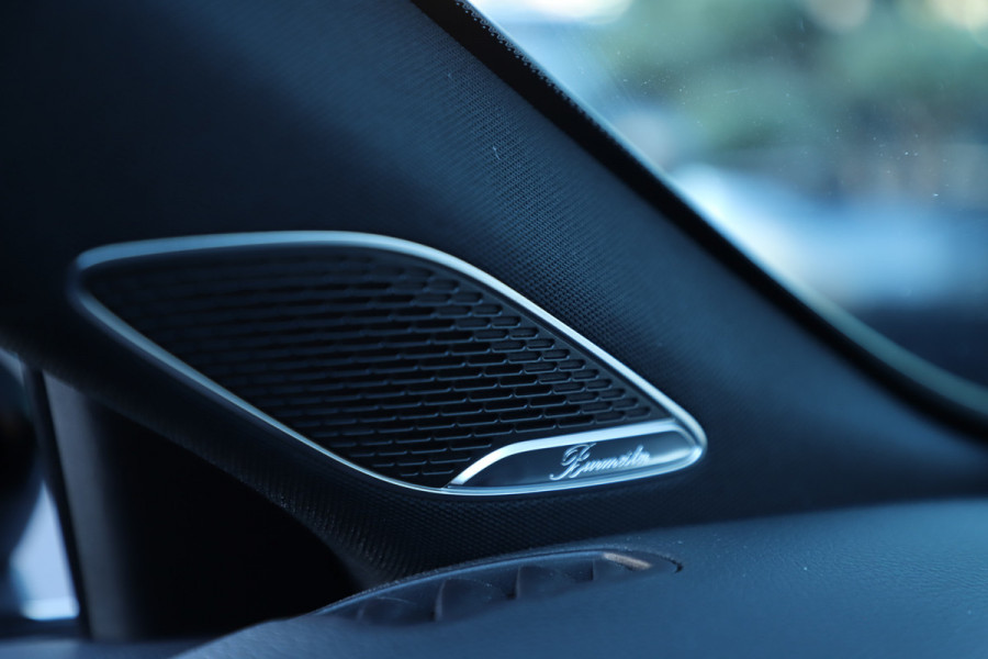 Mercedes-Benz A-Klasse 180 AMG Aut7 | Head-up | Keyles-go | Burmester | Pano | Sfeerverlichting | Multi-beam | 2023.