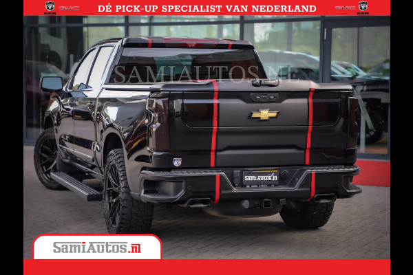 Chevrolet Silverado | Bruut | Black Ops | All-in Black | Special Wheels | Garantie tot 20-11-2026 of 200000 km | Comfortabele Dubbele Cabine met Royale 5 Zitplaatsen | De Meest Luxe en Volle Pick-Up in zijn Klasse |