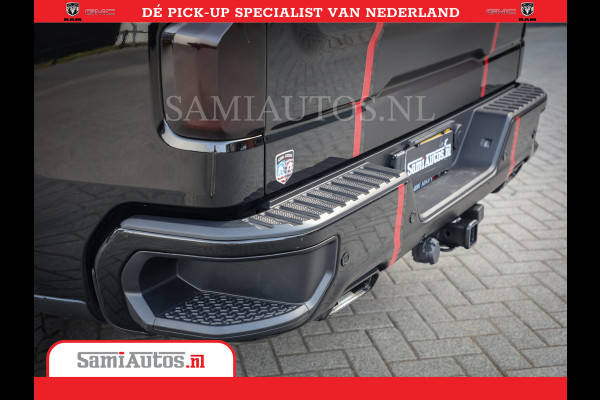 Chevrolet Silverado | Bruut | Black Ops | All-in Black | Special Wheels | Garantie tot 20-11-2026 of 200000 km | Comfortabele Dubbele Cabine met Royale 5 Zitplaatsen | De Meest Luxe en Volle Pick-Up in zijn Klasse |