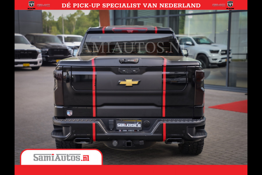 Chevrolet Silverado | Bruut | Black Ops | All-in Black | Special Wheels | Garantie tot 20-11-2026 of 200000 km | Comfortabele Dubbele Cabine met Royale 5 Zitplaatsen | De Meest Luxe en Volle Pick-Up in zijn Klasse |