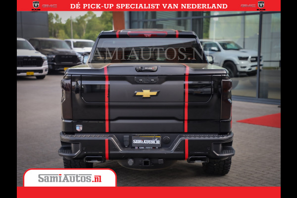 Chevrolet Silverado | Bruut | Black Ops | All-in Black | Special Wheels | Garantie tot 20-11-2026 of 200000 km | Comfortabele Dubbele Cabine met Royale 5 Zitplaatsen | De Meest Luxe en Volle Pick-Up in zijn Klasse |
