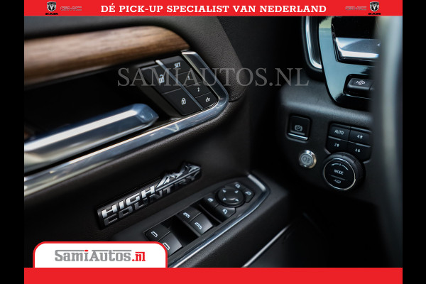 Chevrolet Silverado | Bruut | Black Ops | All-in Black | Special Wheels | Garantie tot 20-11-2026 of 200000 km | Comfortabele Dubbele Cabine met Royale 5 Zitplaatsen | De Meest Luxe en Volle Pick-Up in zijn Klasse |