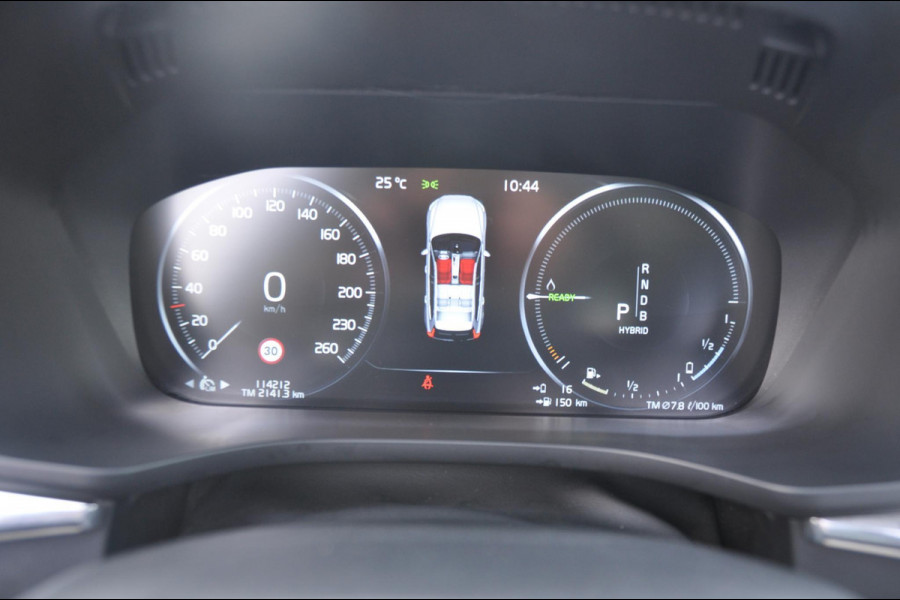 Volvo XC60 T8 390PK Automaat AWD Inscription /Navigatie / Semi-elektrisch inklapbare trekhaak / Panoramisch schuif/kantel dak / Cruise Control / Elektrische verstelbare stoelen / bestuurderstoel met geheugen functie / Apple Carplay / Android Auto /