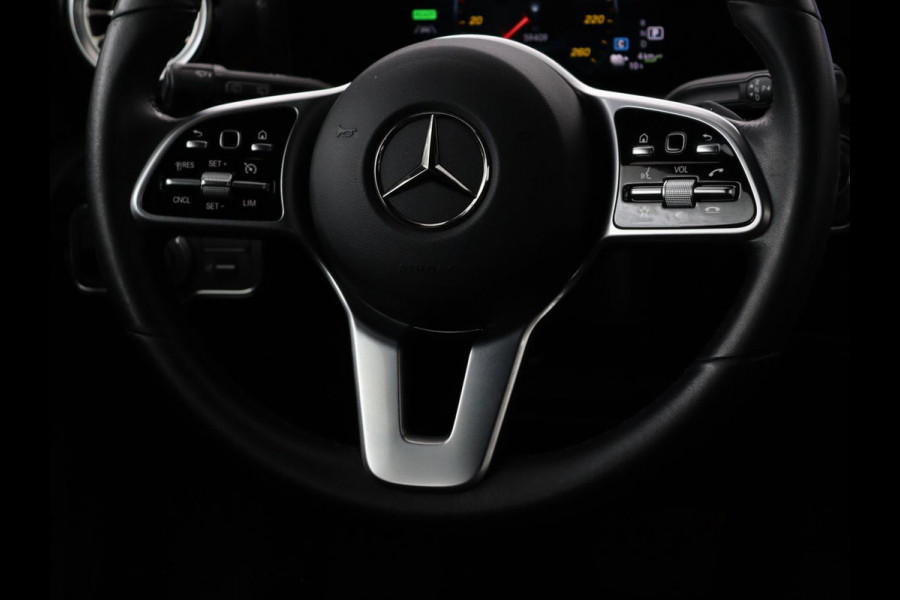 Mercedes-Benz A-Klasse 250e | Sfeerverlichting | Achteruitrijcamera | Cruise Control | Navigatie | Stoelverwarming | LMV | LED | DAB