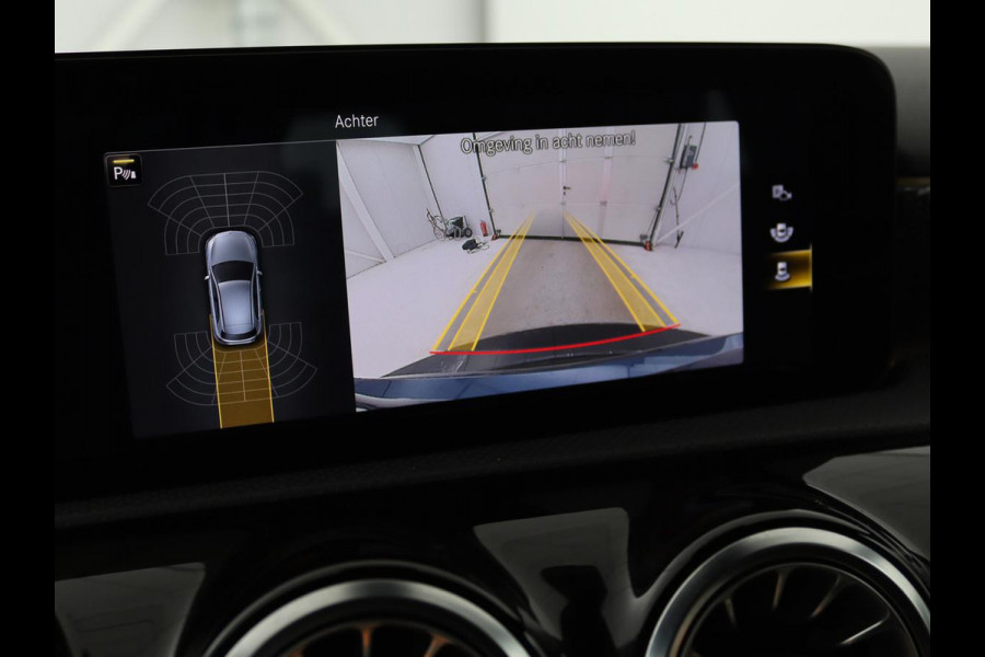 Mercedes-Benz A-Klasse 250e | Sfeerverlichting | Achteruitrijcamera | Cruise Control | Navigatie | Stoelverwarming | LMV | LED | DAB