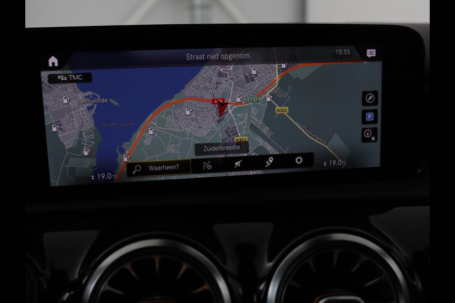 Mercedes-Benz A-Klasse 250e | Sfeerverlichting | Achteruitrijcamera | Cruise Control | Navigatie | Stoelverwarming | LMV | LED | DAB