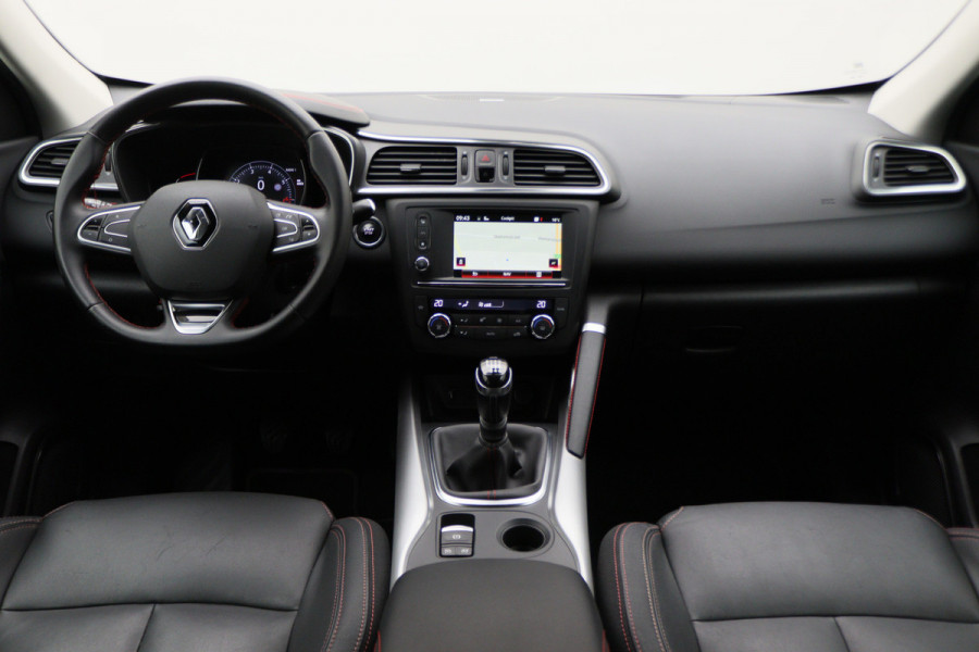 Renault Kadjar 1.6 TCe Bose Leer, Apple Carplay, LED, Keyless, Camera, Dodehoeksensor, 19"