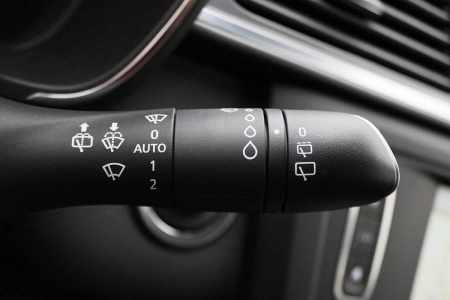 Renault Kadjar 1.6 TCe Bose Leer, Apple Carplay, LED, Keyless, Camera, Dodehoeksensor, 19"