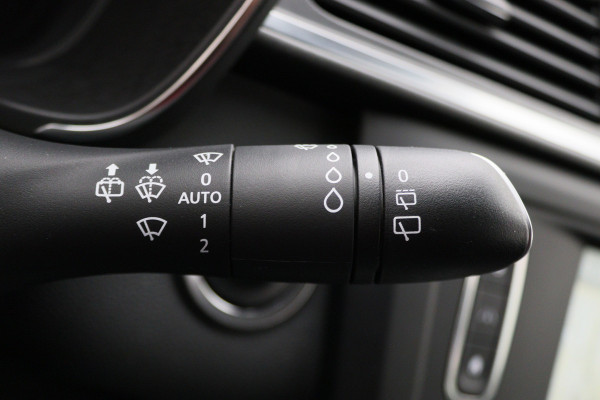 Renault Kadjar 1.6 TCe Bose Leer, Apple Carplay, LED, Keyless, Camera, Dodehoeksensor, 19"