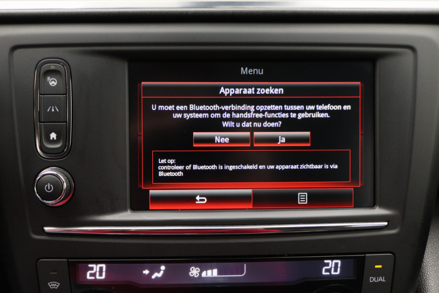 Renault Kadjar 1.6 TCe Bose Leer, Apple Carplay, LED, Keyless, Camera, Dodehoeksensor, 19"