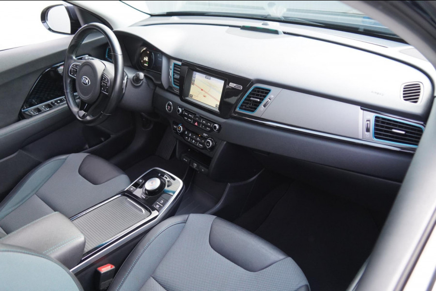 Kia e-Niro DynamicLine 64 kWh / Incl. BTW / Navigatie / Adaptieve Cruise Control / Climate Control