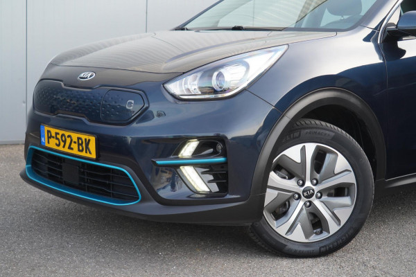 Kia e-Niro DynamicLine 64 kWh / Incl. BTW / Navigatie / Adaptieve Cruise Control / Climate Control