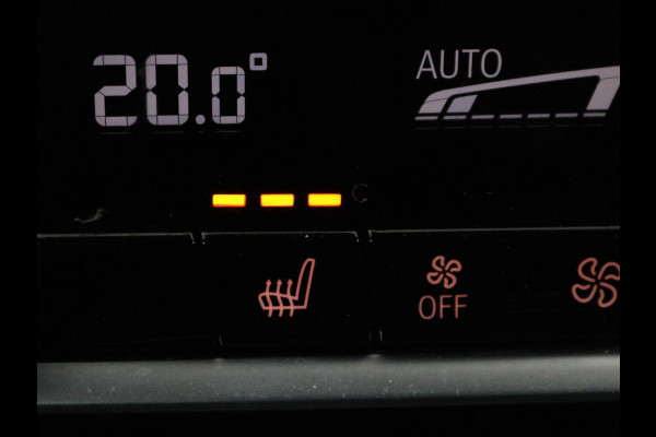 BMW 5 Serie Touring 540i xDrive High Executive | Head-Up Display | Sfeerverlichting | Trekhaak | achteruitrijcamera | Cruise Control | Navigatie | Stoelverwarming | LMV 18