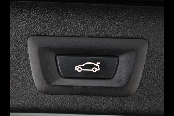 BMW 5 Serie Touring 540i xDrive High Executive | Head-Up Display | Sfeerverlichting | Trekhaak | achteruitrijcamera | Cruise Control | Navigatie | Stoelverwarming | LMV 18