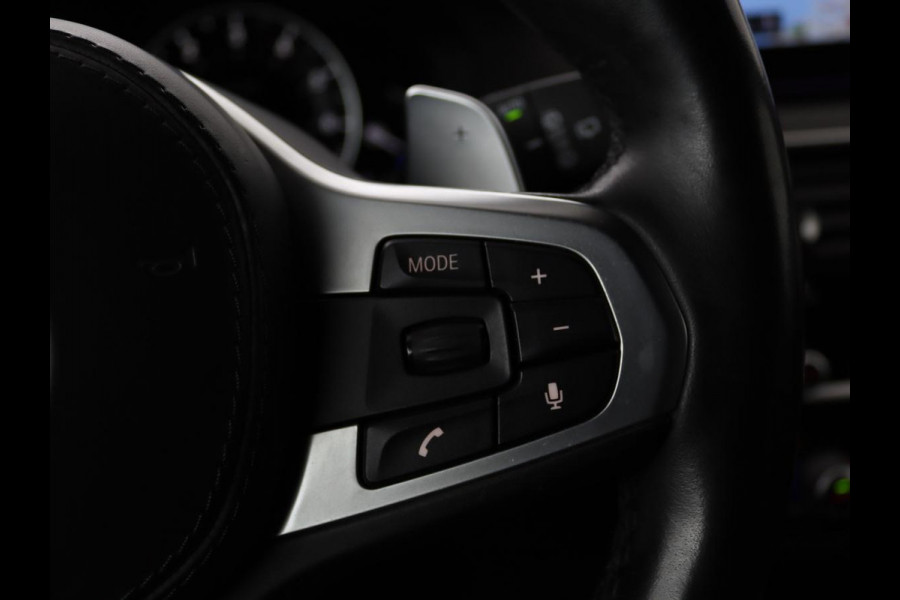 BMW 5 Serie Touring 540i xDrive High Executive | Head-Up Display | Sfeerverlichting | Trekhaak | achteruitrijcamera | Cruise Control | Navigatie | Stoelverwarming | LMV 18