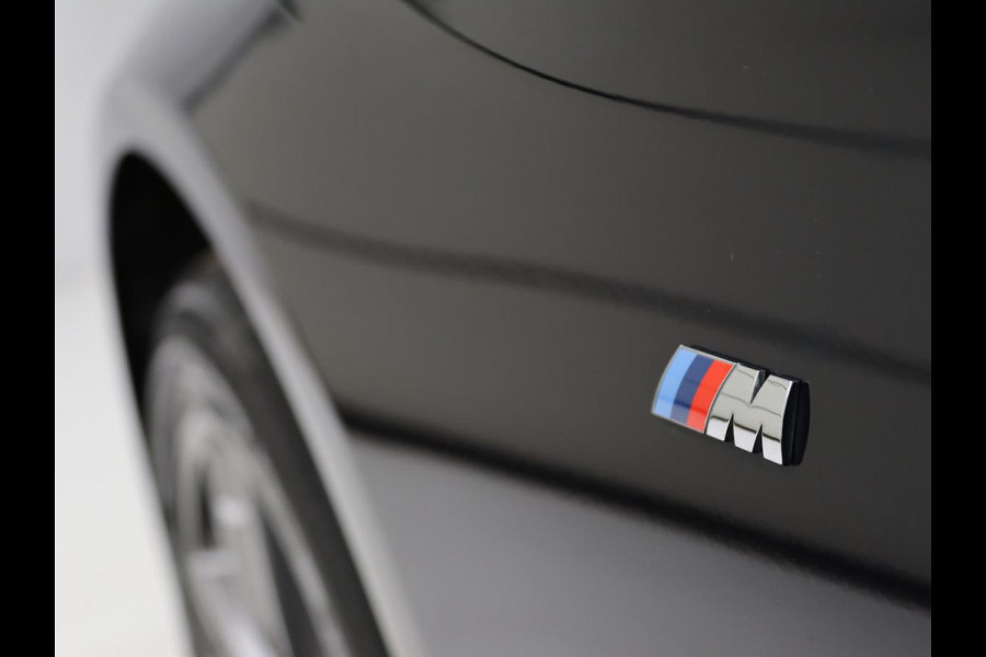 BMW 5 Serie Touring 540i xDrive High Executive | Head-Up Display | Sfeerverlichting | Trekhaak | achteruitrijcamera | Cruise Control | Navigatie | Stoelverwarming | LMV 18