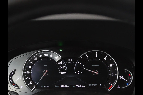 BMW 5 Serie Touring 540i xDrive High Executive | Head-Up Display | Sfeerverlichting | Trekhaak | achteruitrijcamera | Cruise Control | Navigatie | Stoelverwarming | LMV 18