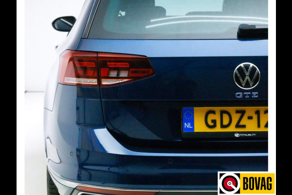 Volkswagen Passat Variant 1.4 TSI PHEV GTE Business | Stoelverwarming | Achterbankverwarming | Elec. klep Travel-assist, Camera, Navigatie, Digi dashbord, ACC