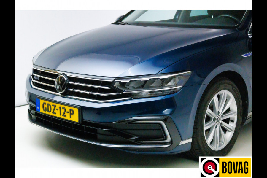 Volkswagen Passat Variant 1.4 TSI PHEV GTE Business | Stoelverwarming | Achterbankverwarming | Elec. klep Travel-assist, Camera, Navigatie, Digi dashbord, ACC